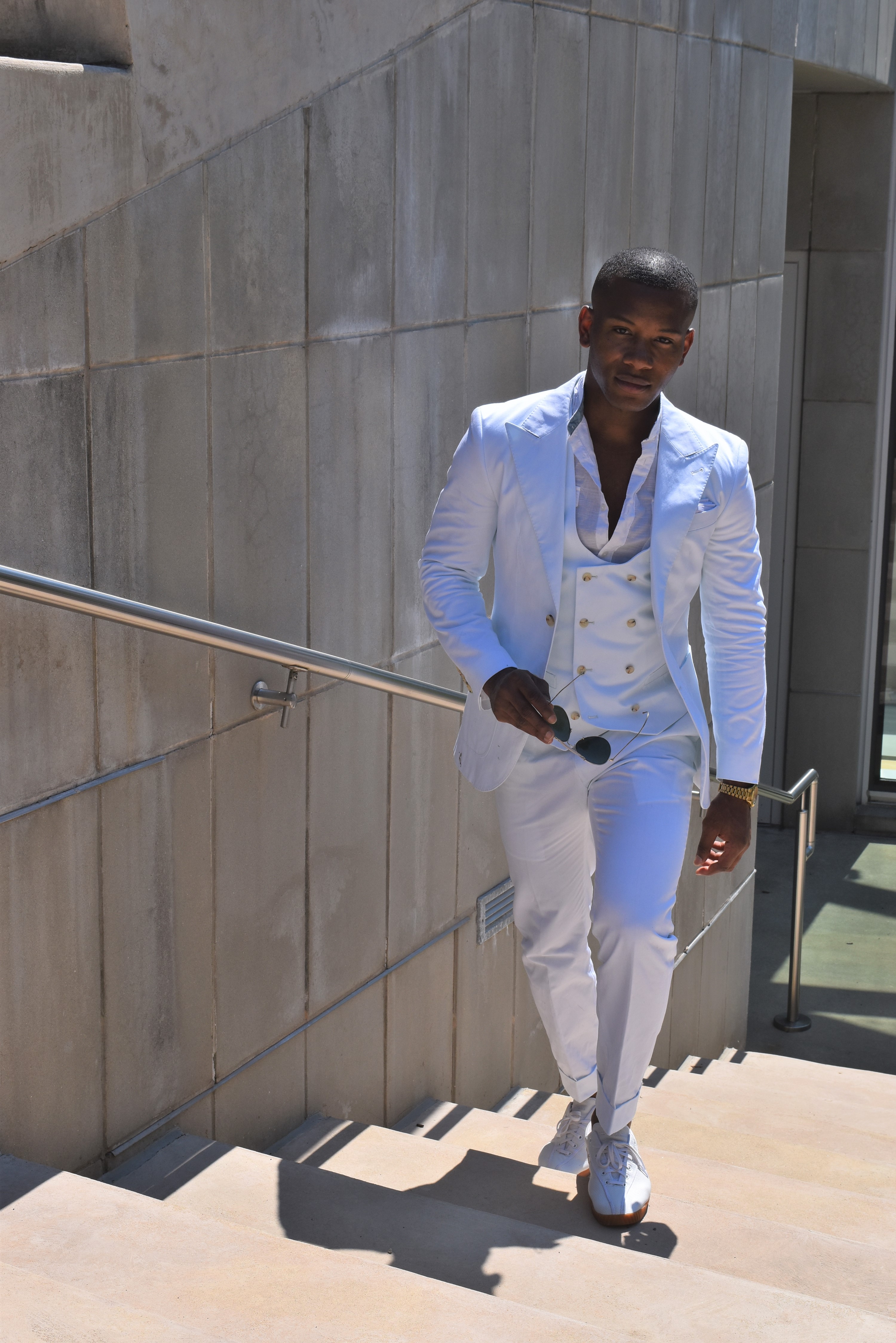 Men's Style Pro in All White Indochino Suit