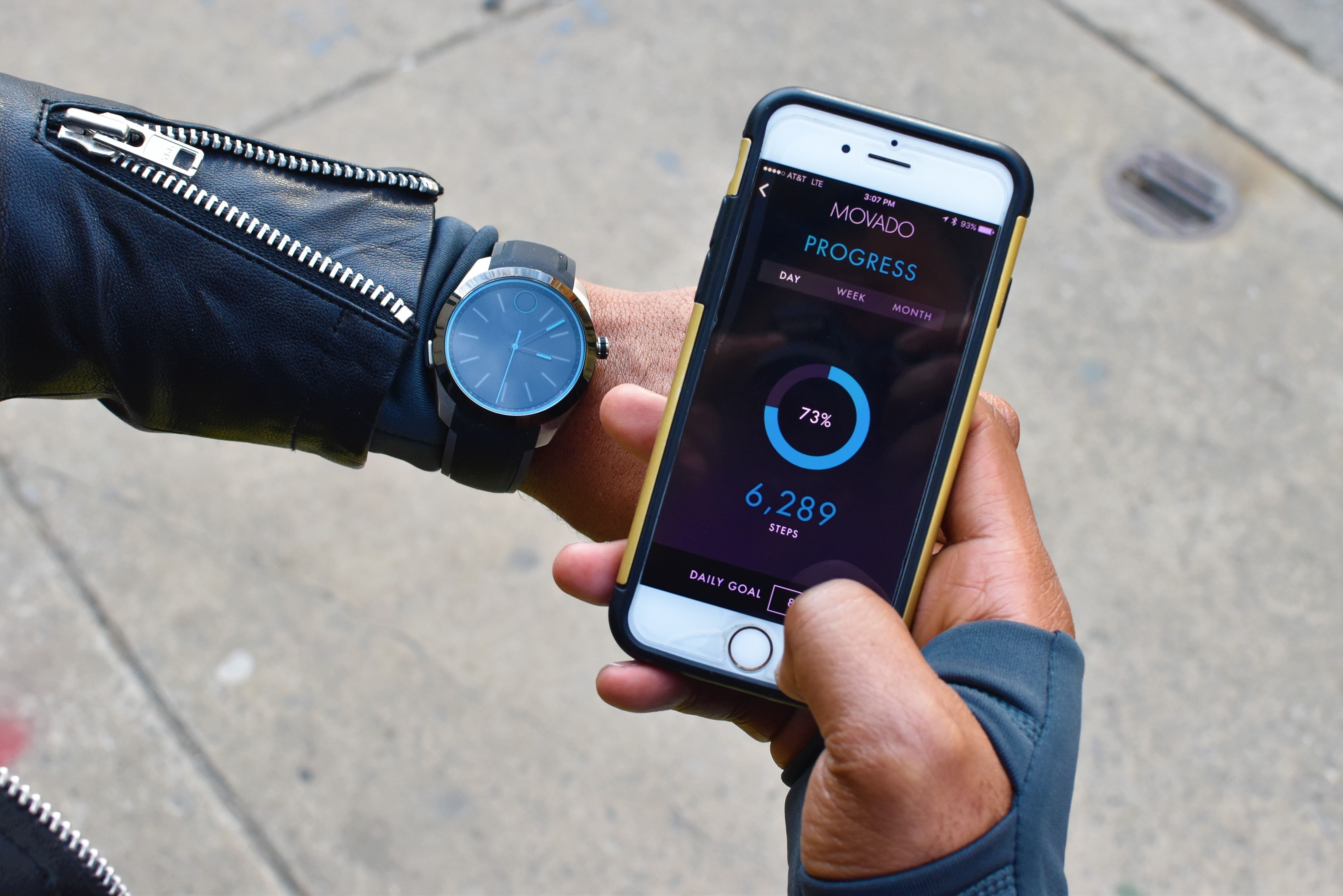 Sabir M. Peele of Men's Style Pro reviewing #MovadoBoldMotion, #EngineeredbyHP smartwatch